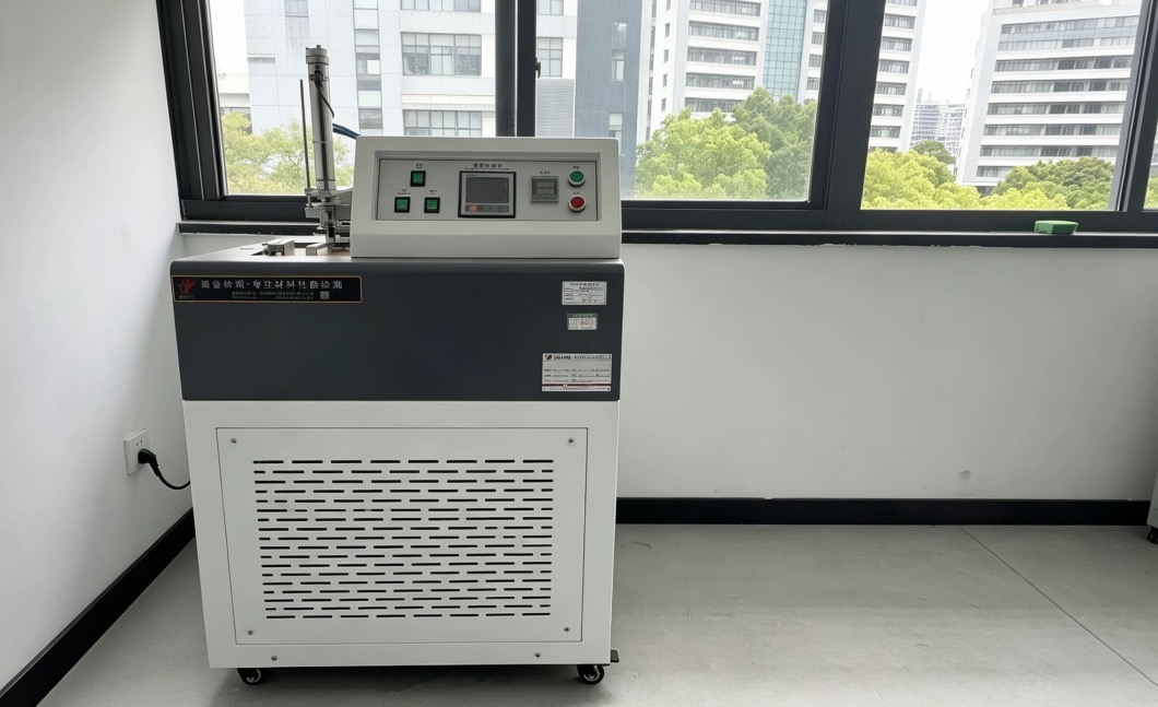 Low-temperature Brittleness Tester